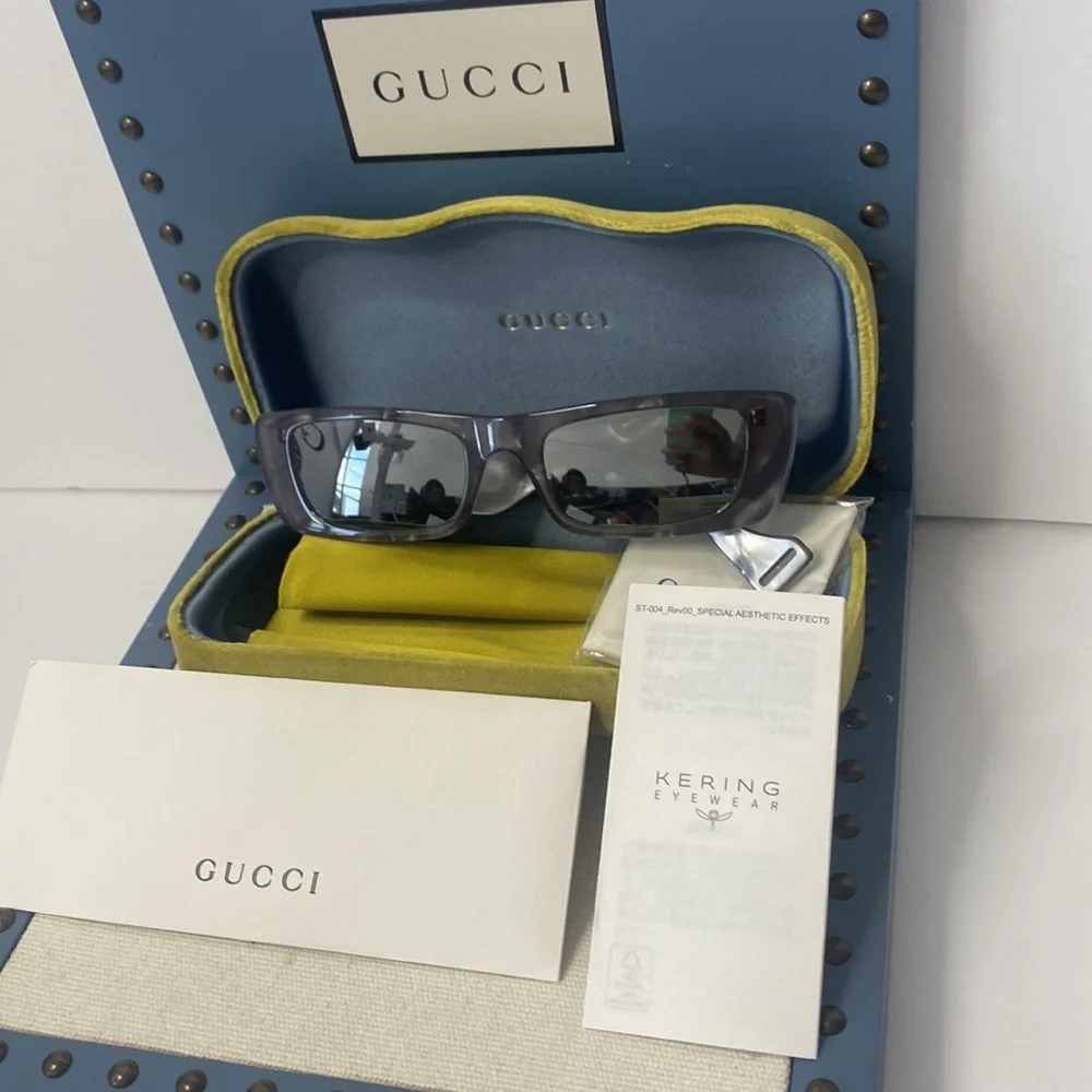 New 🔥🔥GUCCI Acetate Rectangular GG0516S Sunglasses Grey Gold
